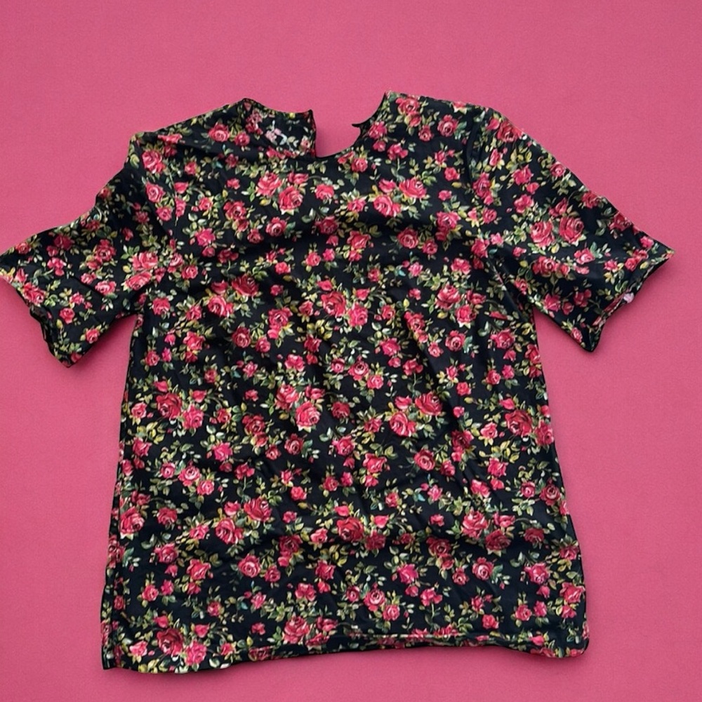 Dolce & Gabbana cotton top.